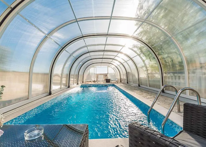 Crikvenica, Vinodol 5 *