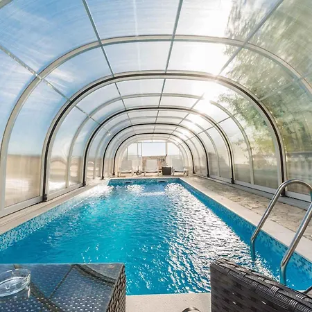 Crikvenica, Vinodol 5 *